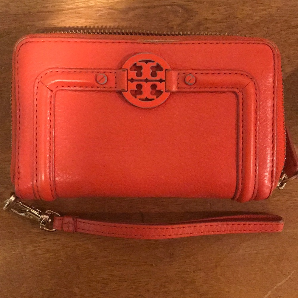 Like new orange Tory Burch wristlet/ wallet